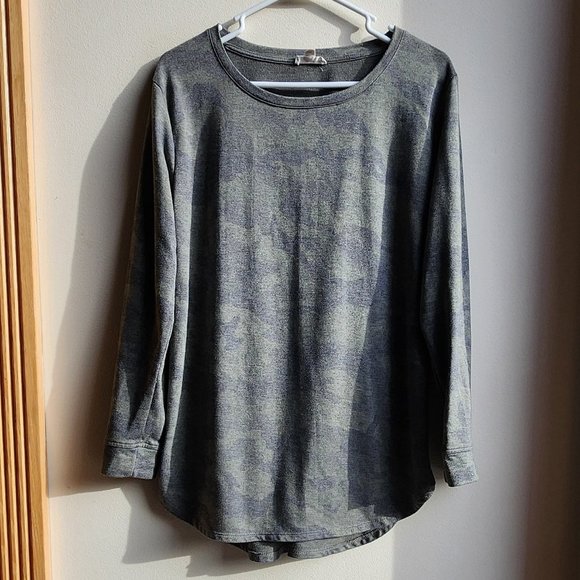 Jane and Delancey Green/Gray Scoop Neck Camouflaged Jersey Size Medium - Picture 1 of 13